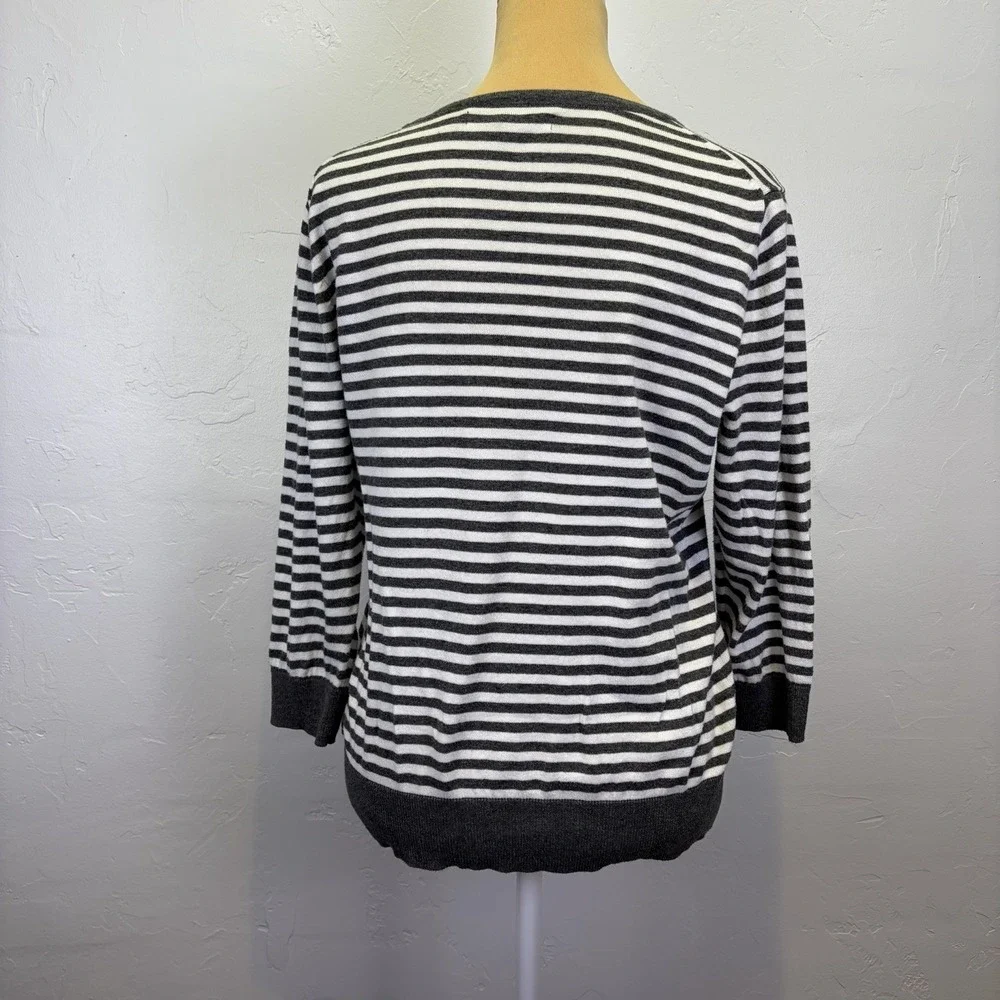 Old Navy Woman's Button Up Sweater‎ Size L Grey White Striped 100% Cotton Staple